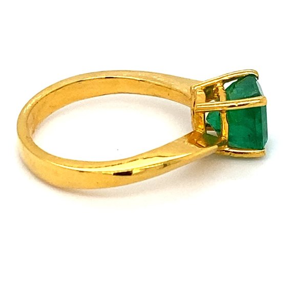 Emerald 1.80ct Solid 22K Yellow Gold Ring - Picture 4 of 8
